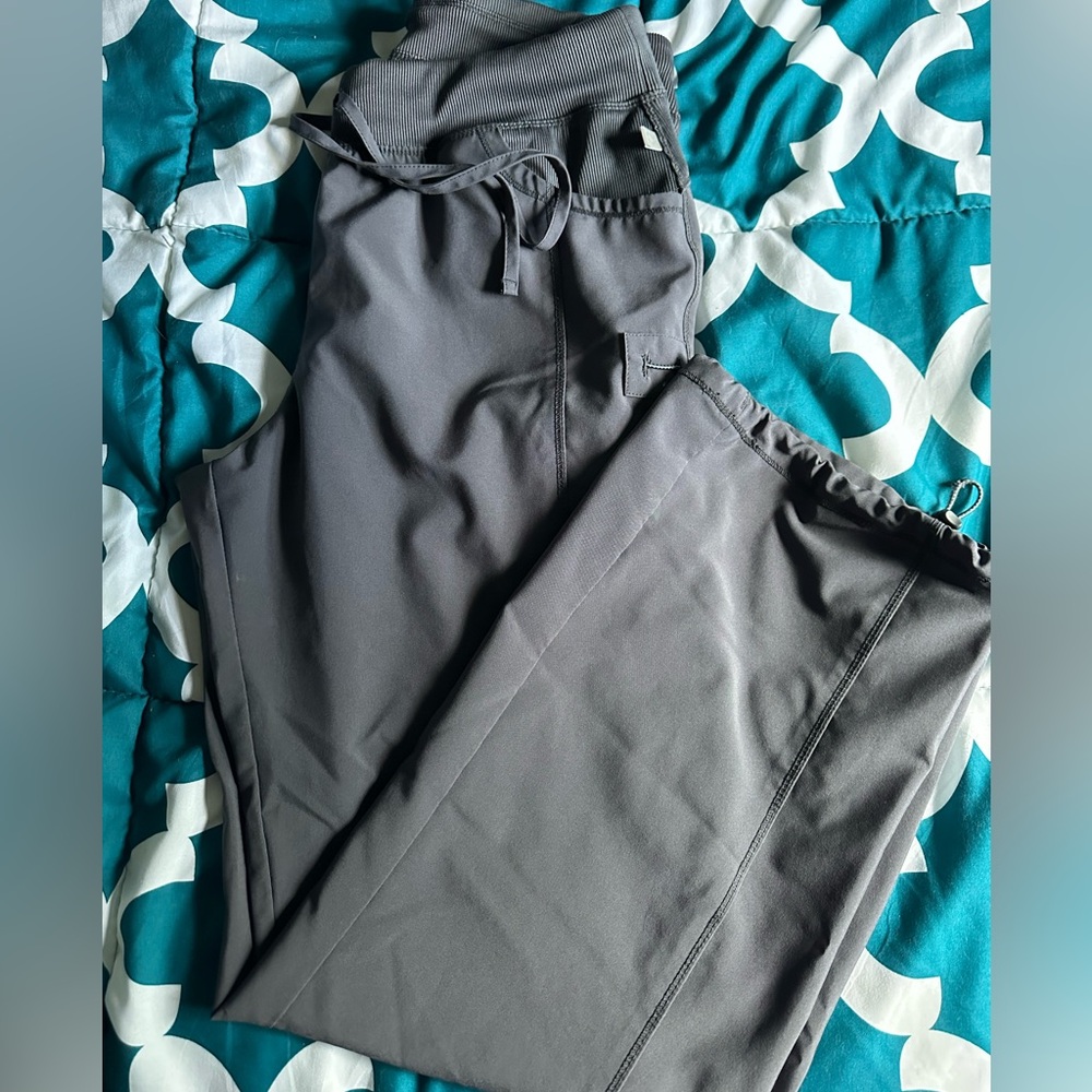 Cherokee Infinity Low Rise Straight Leg Drawstring Pant